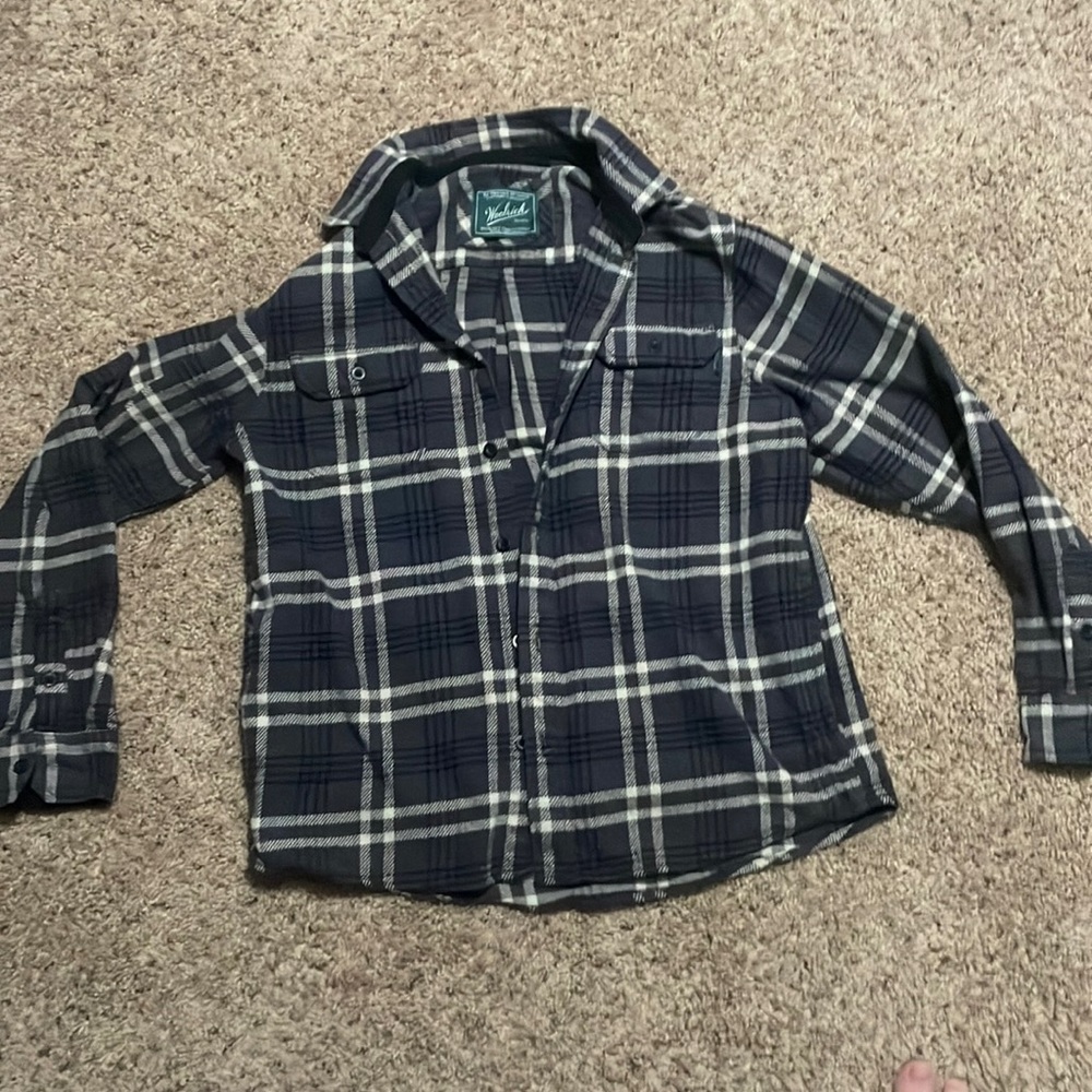 Grey Plaid Flannel Size Large